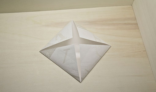 Louis Vuitton — Invitation Origami - Happycentro